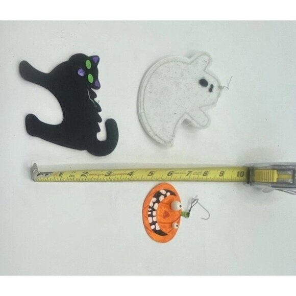 Halloween Tree Ornament Lot of 12 Witch Pumpkin Cat Skeleton Haunted House Decor - Picture 9 of 11